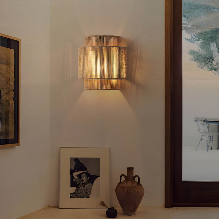 BowLift | Wall Light Rustic Rope Indoor Sconce