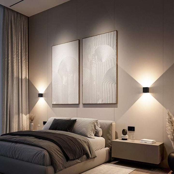 BowLift | LumiGuard - LED wall lamp with warm light